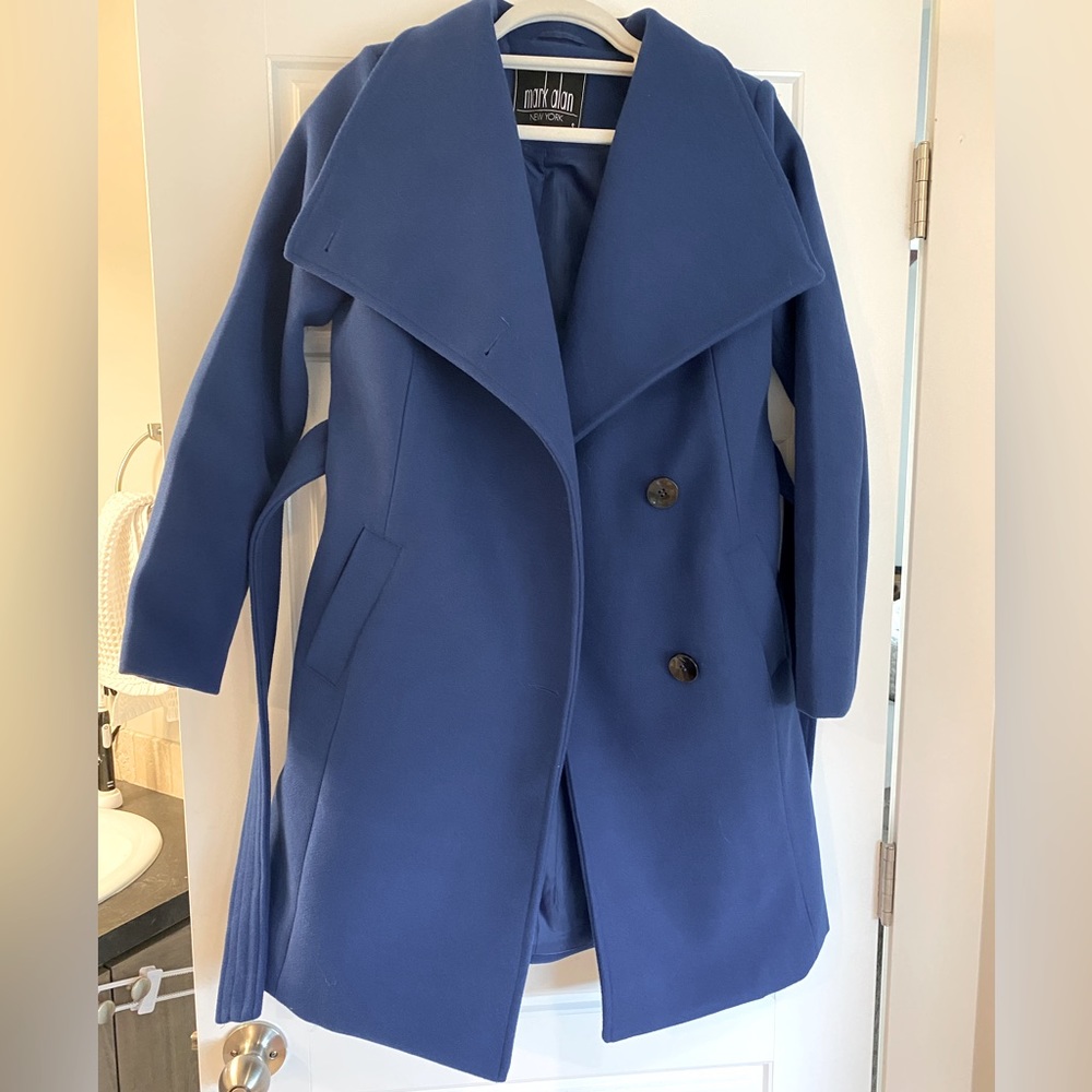 Woman’s Blue wool funnel neck button and tie coat